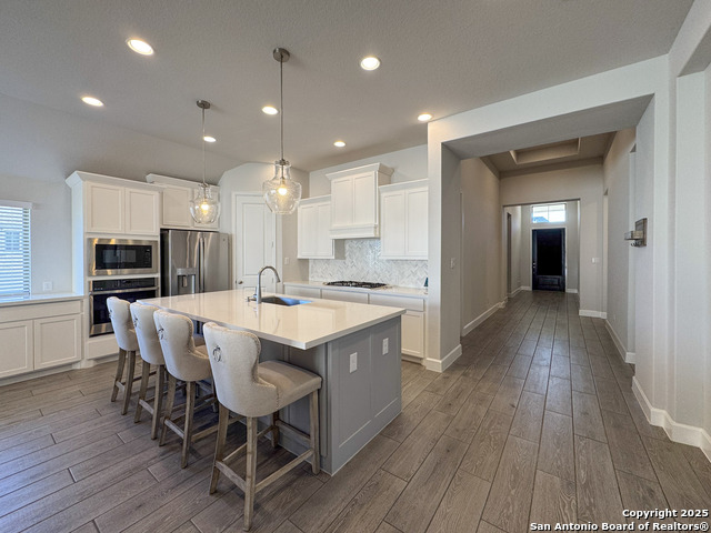 Image 5 of 52 For 4420 Amen Corner