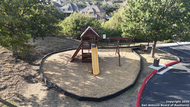 Image 50 of 52 For 4420 Amen Corner