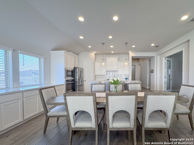 Image 8 of 52 For 4420 Amen Corner