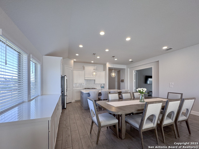 Image 9 of 52 For 4420 Amen Corner