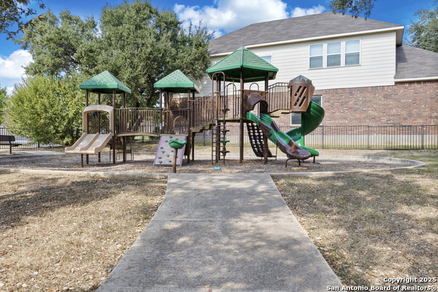 Image 27 of 33 For 10714 Cactus Way