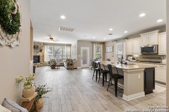 Image 6 of 33 For 10714 Cactus Way