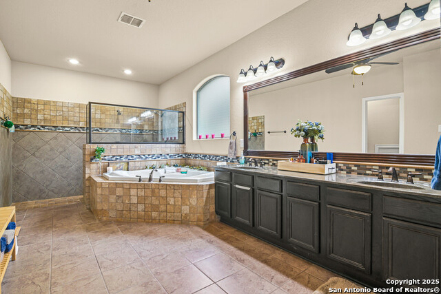 Image 14 of 32 For 25514 Thomas Oaks