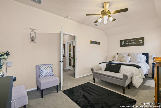 Image 22 of 32 For 25514 Thomas Oaks