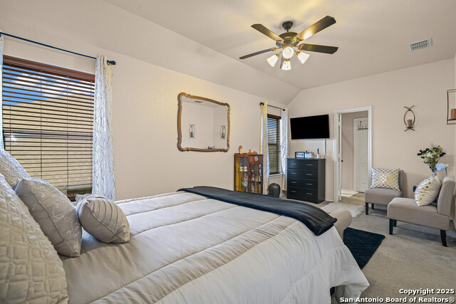 Image 23 of 32 For 25514 Thomas Oaks