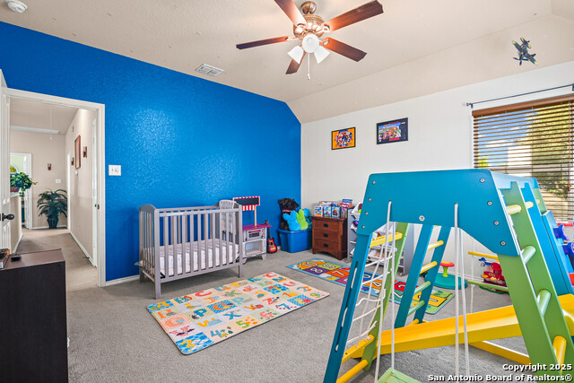 Image 26 of 32 For 25514 Thomas Oaks