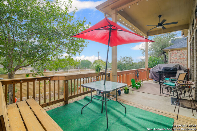 Image 29 of 32 For 25514 Thomas Oaks