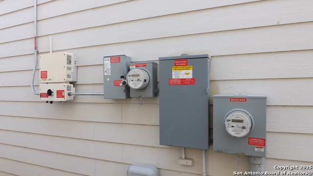 Image 10 of 38 For 8329 Morningside Place