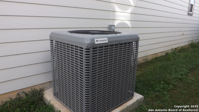 Image 7 of 38 For 8329 Morningside Place