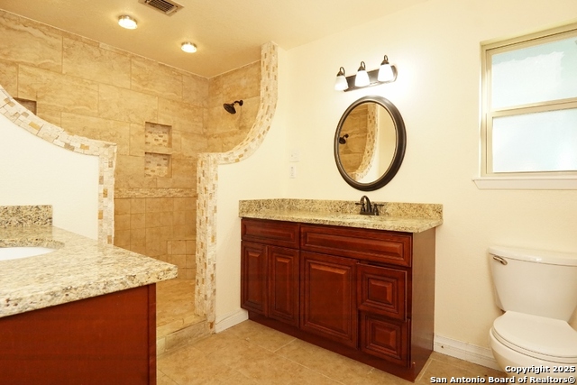 Image 20 of 32 For 341 Malone Dr W