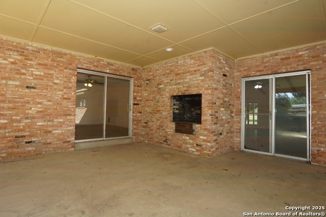 Image 31 of 32 For 341 Malone Dr W