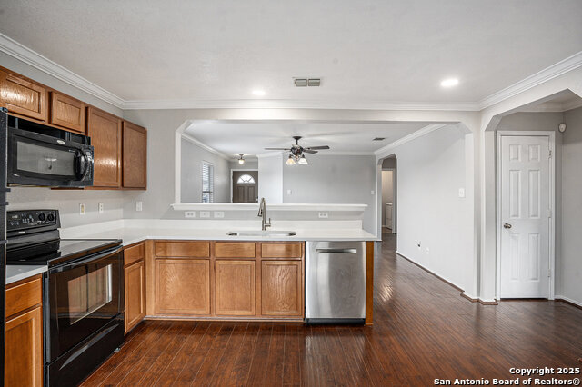 Listing photo id 12 for 3402 Ashleaf