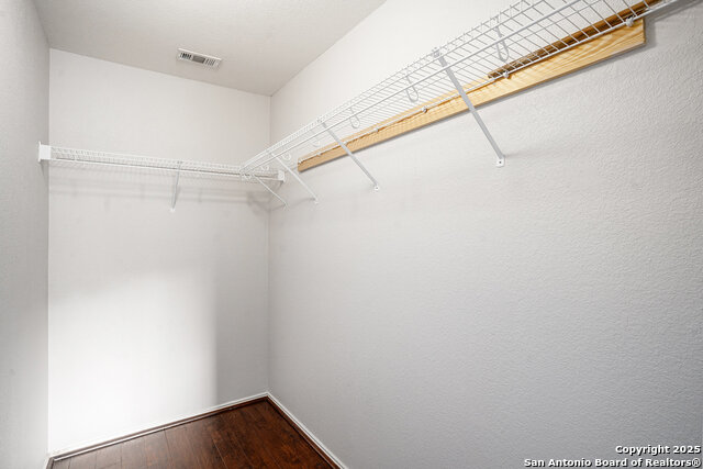 Listing photo id 16 for 3402 Ashleaf