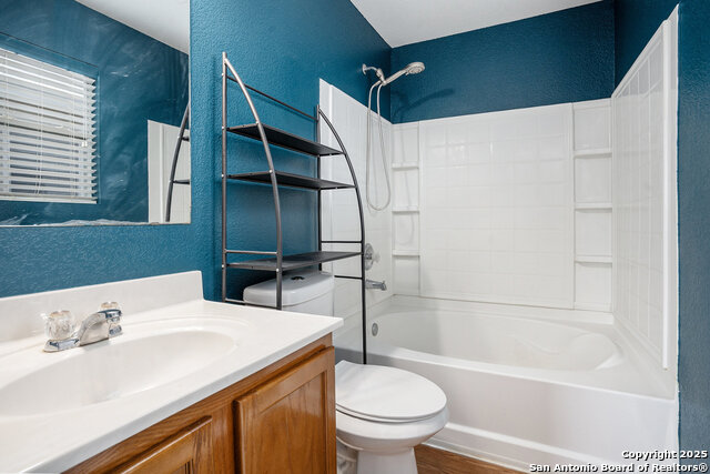 Listing photo id 18 for 3402 Ashleaf