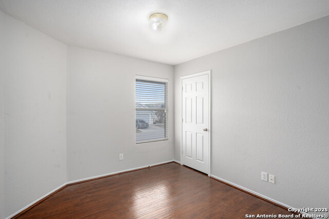 Listing photo id 22 for 3402 Ashleaf