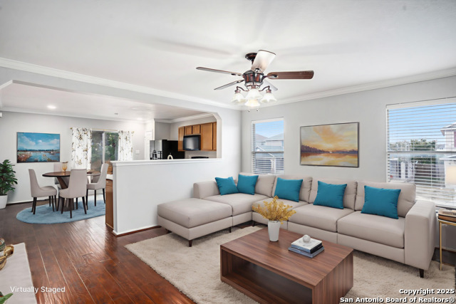 Listing photo id 2 for 3402 Ashleaf