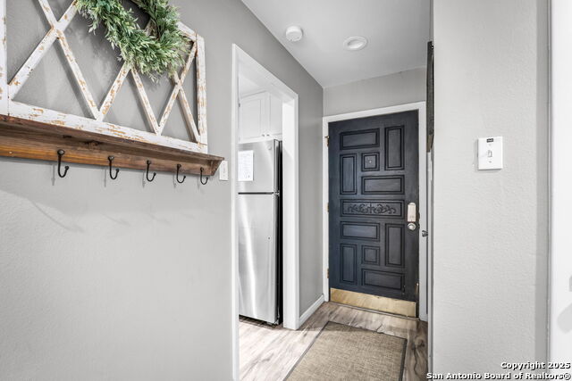 Image 14 of 33 For 371 Lincoln St W B114