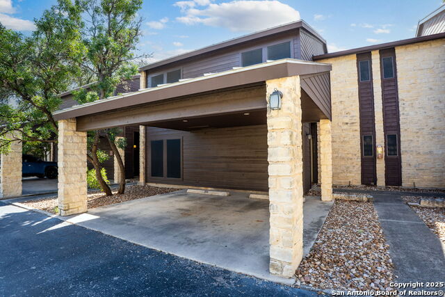 Image 24 of 33 For 371 Lincoln St W B114