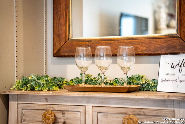 Image 8 of 33 For 371 Lincoln St W B114