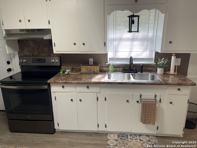 Image 17 of 52 For 113 Creekview