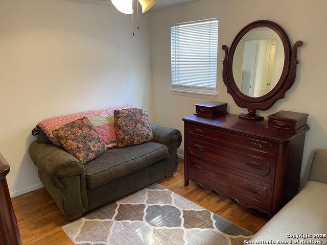 Image 28 of 52 For 113 Creekview