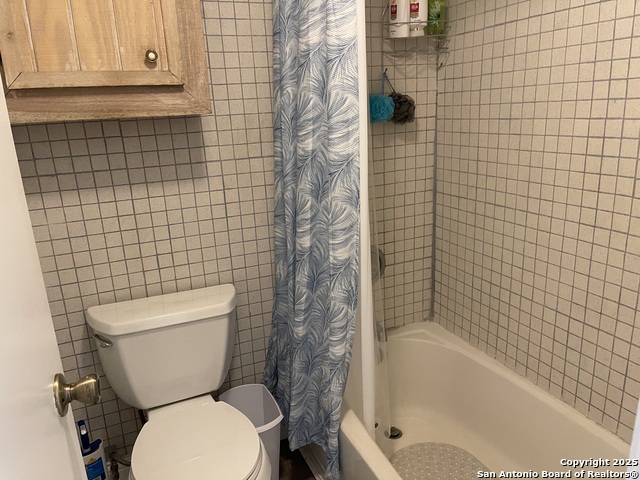 Image 29 of 52 For 113 Creekview