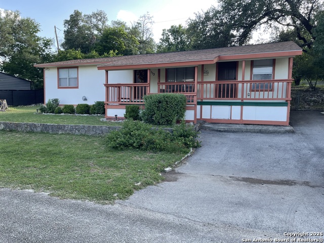 Image 36 of 52 For 113 Creekview