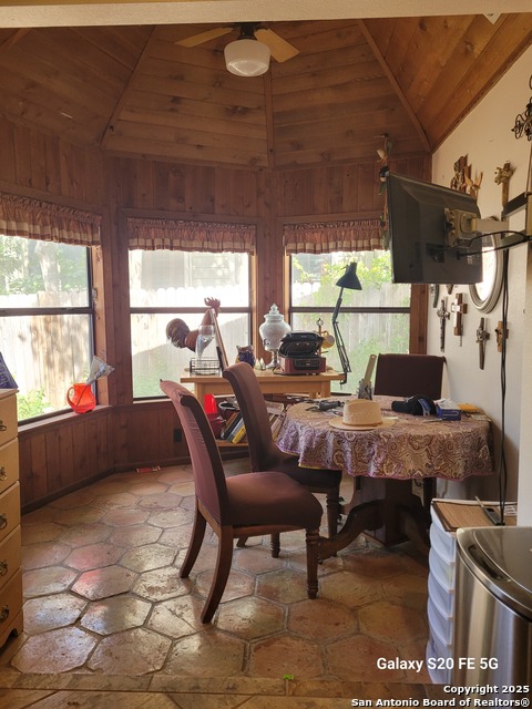 Image 20 of 44 For 3507 Green Spring