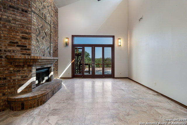 Listing photo id 13 for 25802 Hazy Hollow