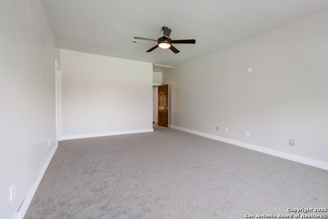 Listing photo id 17 for 25802 Hazy Hollow