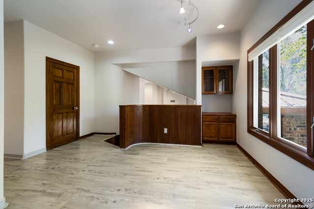 Listing photo id 25 for 25802 Hazy Hollow