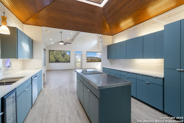 Listing photo id 7 for 25802 Hazy Hollow