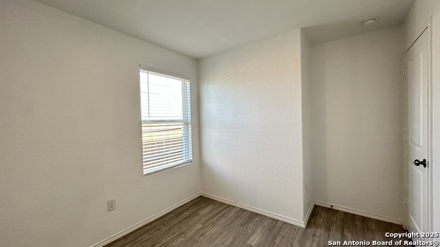 Image 15 of 23 For 8155 Nube Medina