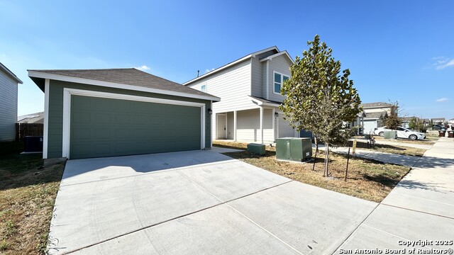 Image 2 of 23 For 8155 Nube Medina