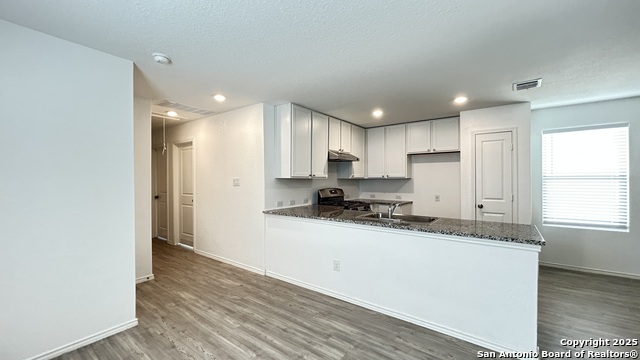 Image 8 of 23 For 8155 Nube Medina