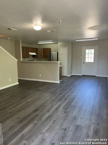 Image 11 of 33 For 10027 Vasso View 3