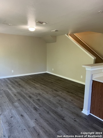 Image 14 of 33 For 10027 Vasso View 3