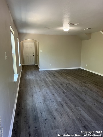 Image 15 of 33 For 10027 Vasso View 3