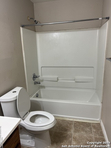 Image 21 of 33 For 10027 Vasso View 3