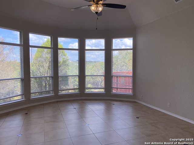 Image 12 of 49 For 1711 Winding View