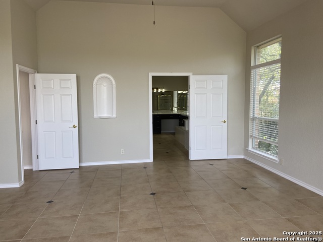 Image 14 of 49 For 1711 Winding View