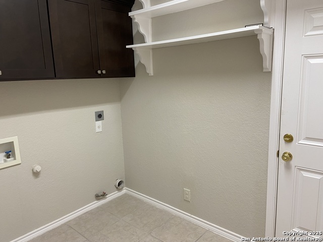 Image 20 of 49 For 1711 Winding View