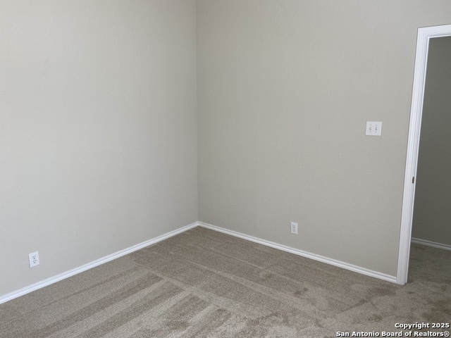 Image 37 of 49 For 1711 Winding View