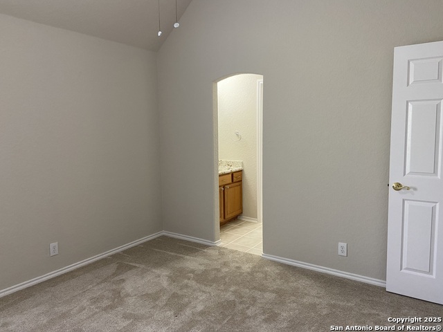 Image 41 of 49 For 1711 Winding View