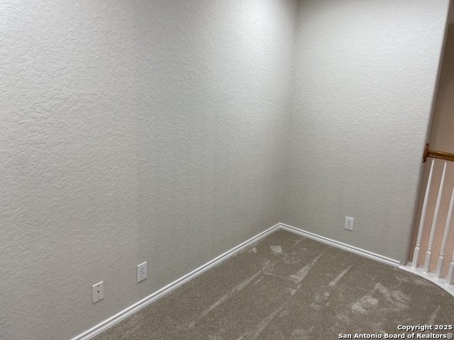 Image 43 of 49 For 1711 Winding View