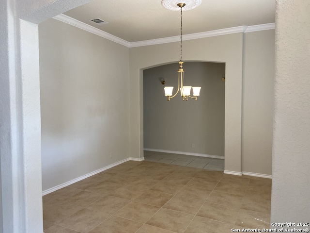 Image 6 of 49 For 1711 Winding View