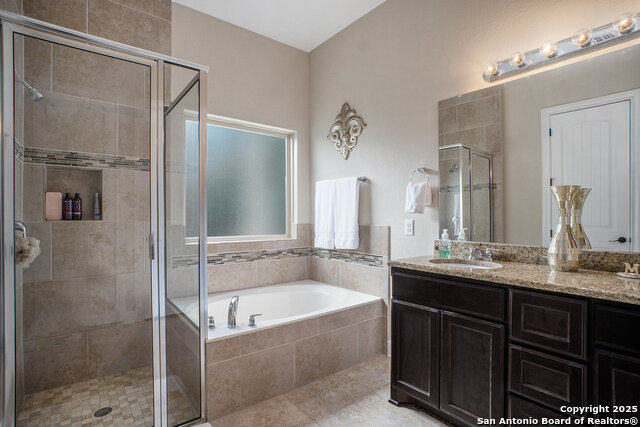 Image 17 of 39 For 26919 Camellia