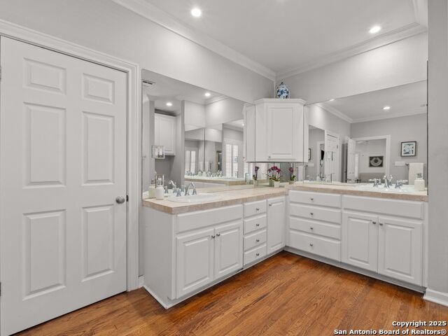 Image 11 of 32 For 351 Rosemary Avenue