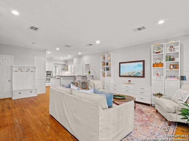 Image 18 of 32 For 351 Rosemary Avenue