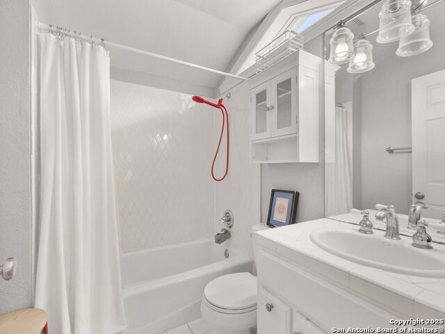 Image 26 of 32 For 351 Rosemary Avenue